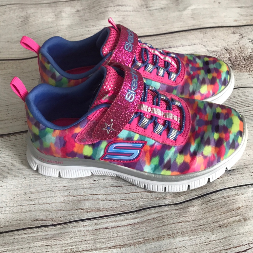 Skechers shoes